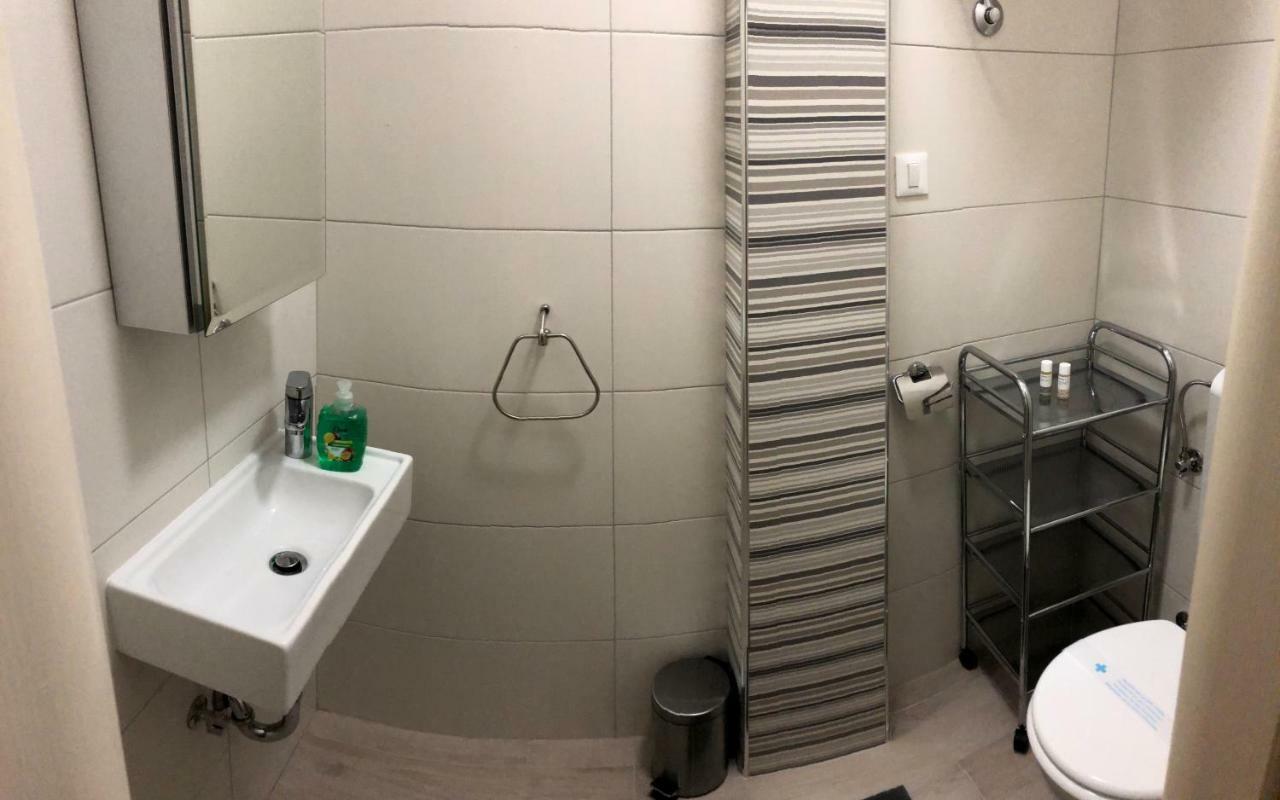 Margherita'S Room Ровинь Экстерьер фото