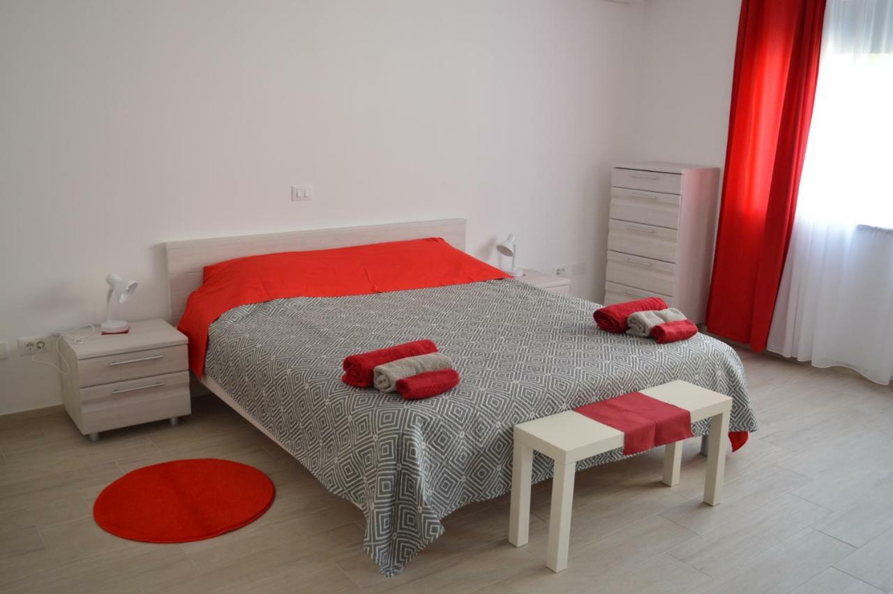 Margherita'S Room Ровинь Экстерьер фото