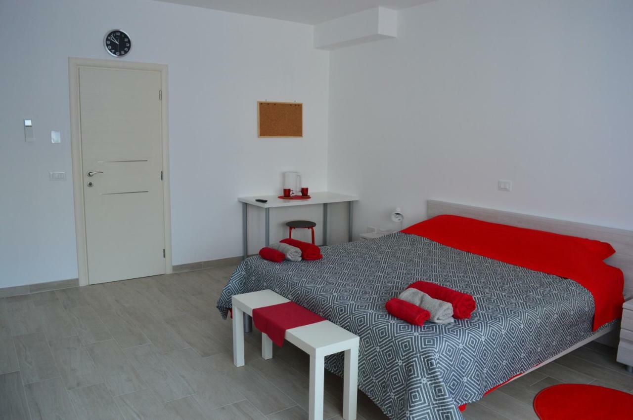 Margherita'S Room Ровинь Экстерьер фото